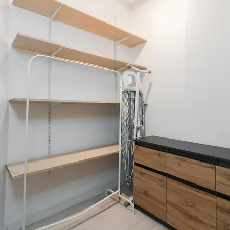 Center Okraglak Gwarna By Renters * Poznań