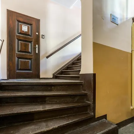 Center Okraglak Gwarna By Renters Apartment